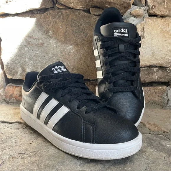 ADIDAS Cloudfoam Leather Black Advantage Sneakers - Picture 1 of 7